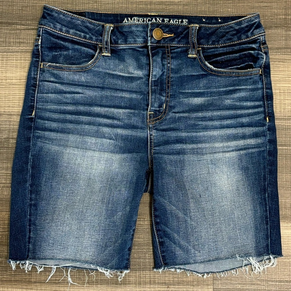 American Eagle Women’s High Rise Denim Cut-Off Shorts Size 10 Distressed Raw Hem